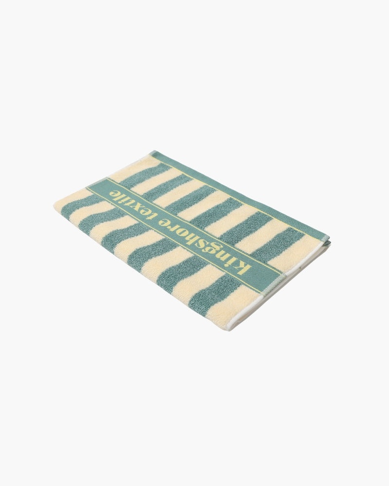 Serviette à main à rayures côtières
